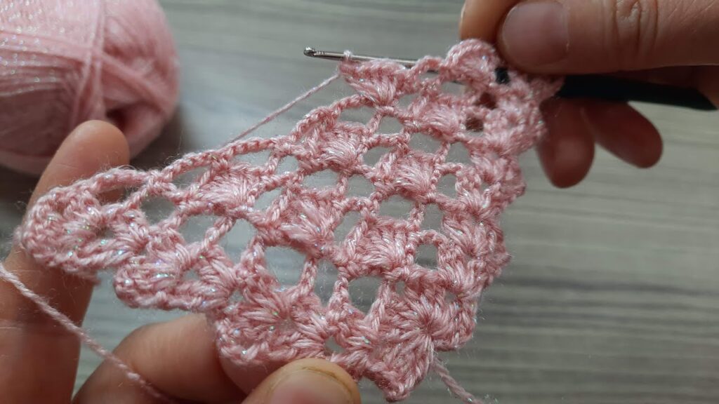 Easy Beautiful Crochet Knitting Pattern With Silvery Yarn